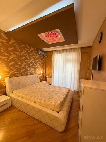 4-комн. новостройка - м. Иншаатчылар - 150 м² (7)