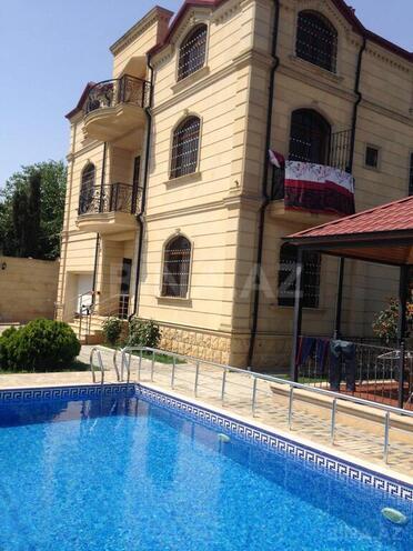 7 otaqlı həyət evi/bağ evi - Novxanı q. - 450 m² (1)