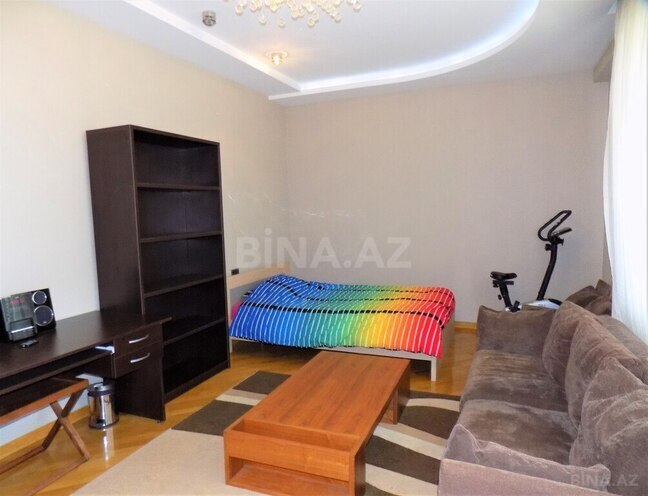 4-комн. новостройка - м. 28 мая - 200 м² (24)