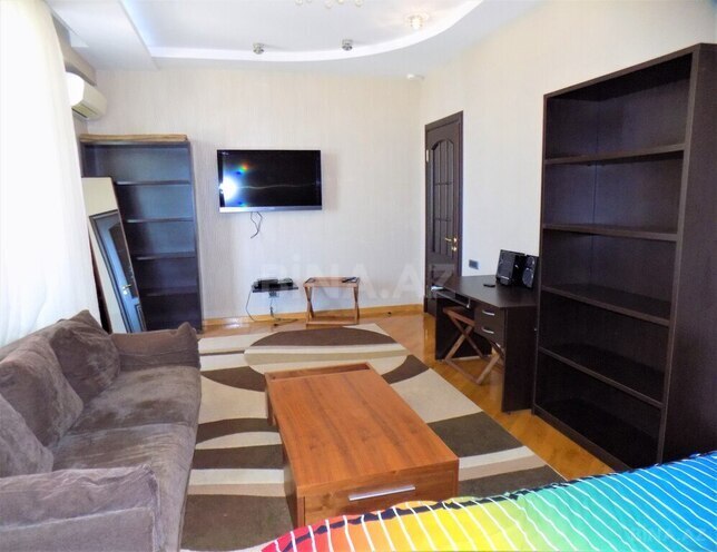 4-комн. новостройка - м. 28 мая - 200 м² (22)