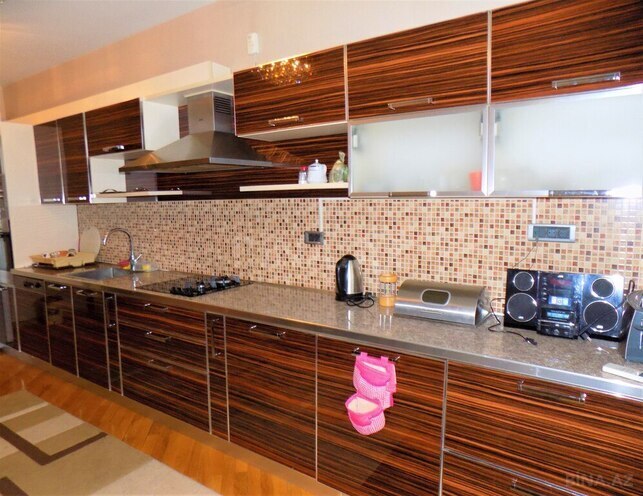 4-комн. новостройка - м. 28 мая - 200 м² (15)