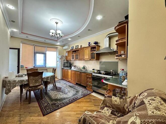4-комн. новостройка - Насиминский  р. - 208 м² (6)