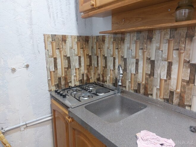 1 otaqlı həyət evi/bağ evi - M.Ə.Rəsulzadə q. - 35 m² (8)