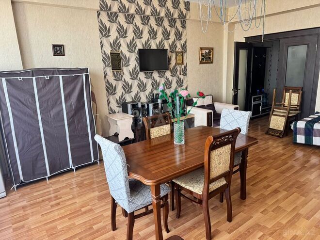 3-комн. новостройка - м. 8 ноября - 125 м² (1)
