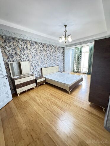 3-комн. новостройка - м. 28 мая - 125 м² (4)
