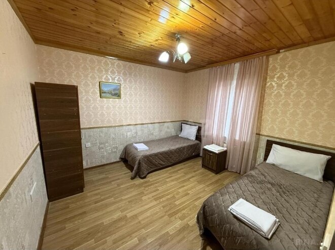 2 otaqlı həyət evi/bağ evi - Qəbələ - 160 m² (9)