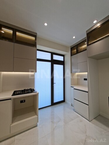 3-комн. новостройка - м. 8 ноября - 106 м² (4)