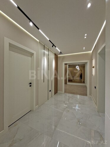 3-комн. новостройка - м. 8 ноября - 106 м² (10)