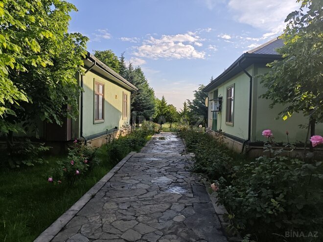 2 otaqlı həyət evi/bağ evi - Qəbələ - 160 m² (1)