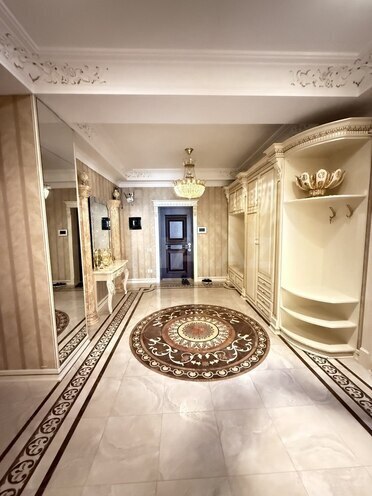 3 otaqlı yeni tikili - Gənclik m. - 220 m² (1)