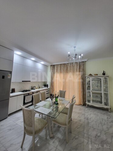 6 otaqlı həyət evi/bağ evi - Xaçmaz - 350 m² (7)