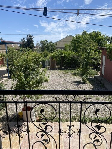 5 otaqlı həyət evi/bağ evi - Qaraçuxur q. - 130 m² (3)