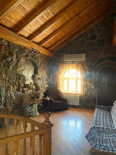 4 otaqlı həyət evi/bağ evi - Novxanı q. - 200 m² (9)