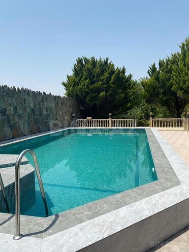 4 otaqlı həyət evi/bağ evi - Novxanı q. - 200 m² (2)