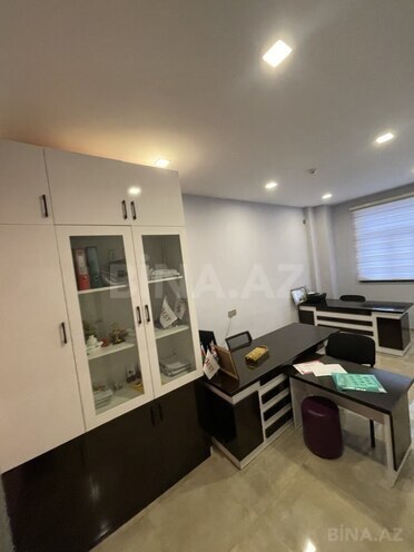 Obyekt - Neftçilər m. - 370 m² (26)