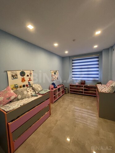 Obyekt - Neftçilər m. - 370 m² (25)