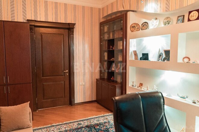 Satılır 10 otaqlı həyət evi/bağ evi 600 m², 20 Yanvar m., photo 22 from 32