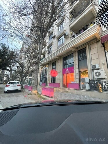 Obyekt - Neftçilər m. - 370 m² (27)