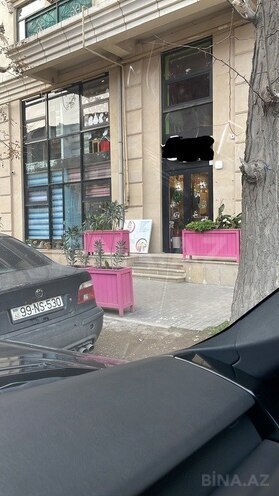 Obyekt - Neftçilər m. - 370 m² (3)