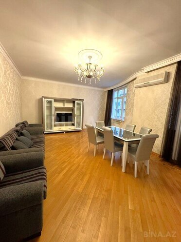3 otaqlı yeni tikili - Şah İsmayıl Xətai m. - 170 m² (1)