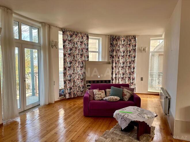 4 otaqlı həyət evi/bağ evi - Novxanı q. - 180 m² (24)