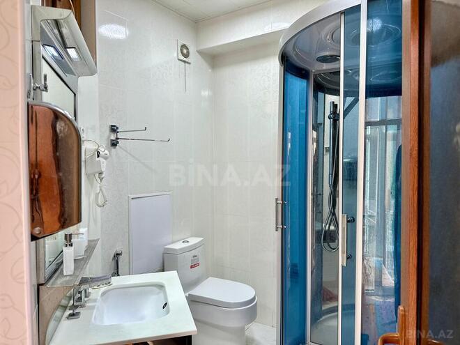 4 otaqlı həyət evi/bağ evi - Novxanı q. - 180 m² (29)
