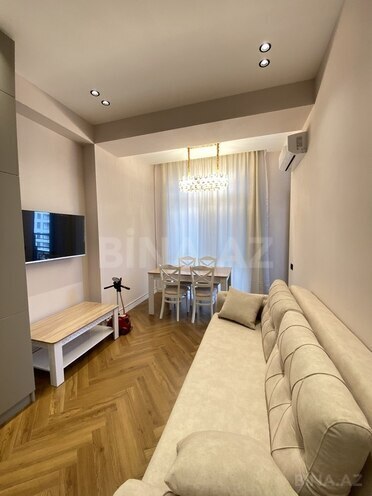 İcarəyə verilir 2 otaqlı yeni tikili 60 m², 8 Noyabr m., photo 1 from 18
