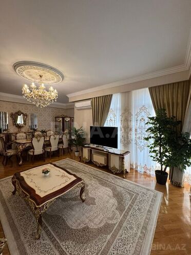 İcarəyə verilir 3 otaqlı yeni tikili 150 m², 28 May m., photo 8 from 32