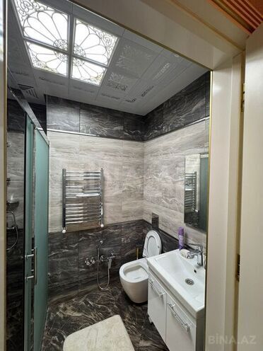 İcarəyə verilir 3 otaqlı yeni tikili 150 m², 28 May m., photo 19 from 32