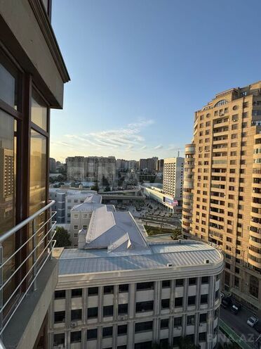 İcarəyə verilir 3 otaqlı yeni tikili 150 m², 28 May m., photo 27 from 32