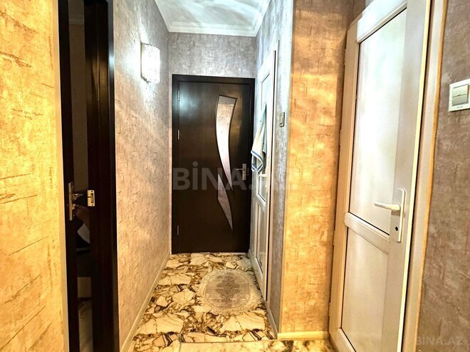 Satılır 4 otaqlı köhnə tikili 95 m², Qara Qarayev m., photo 8 from 30