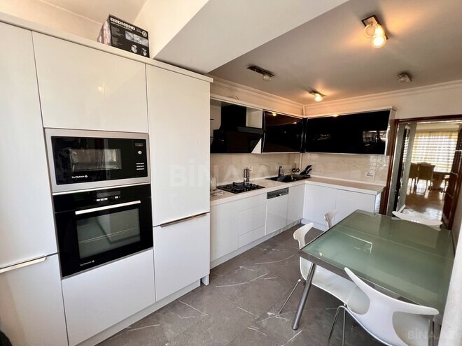 İcarəyə verilir 3 otaqlı köhnə tikili 110 m², 28 May m., photo 25 from 29