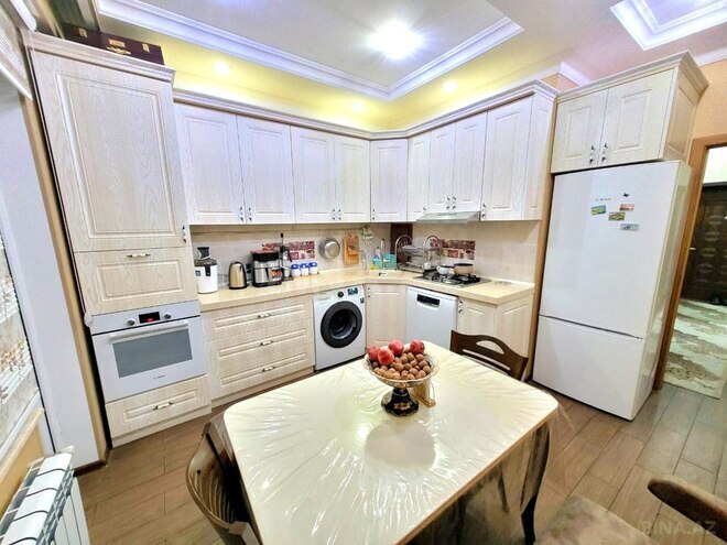 Продаётся 3-комн. новостройка 106 м², м. Кара Караев, photo 27 from 32