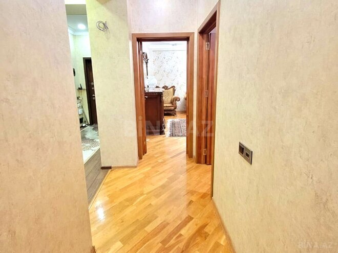 Продаётся 3-комн. новостройка 106 м², м. Кара Караев, photo 14 from 32
