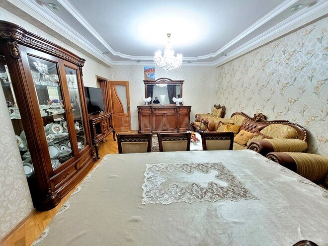 Продаётся 3-комн. новостройка 106 м², м. Кара Караев, photo 4 from 32