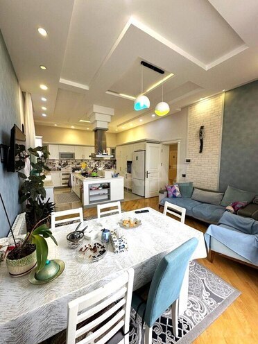 Продаётся 7-комн. дом/дача 700 м², пос. Бадамдар, photo 13 from 26