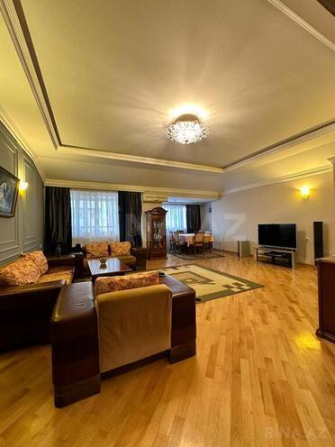 Satılır 4 otaqlı yeni tikili 240 m², Nəsimi r., photo 10 from 24