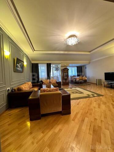 Satılır 4 otaqlı yeni tikili 240 m², Nəsimi r., photo 1 from 24