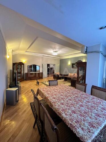 Satılır 4 otaqlı yeni tikili 240 m², Nəsimi r., photo 17 from 24