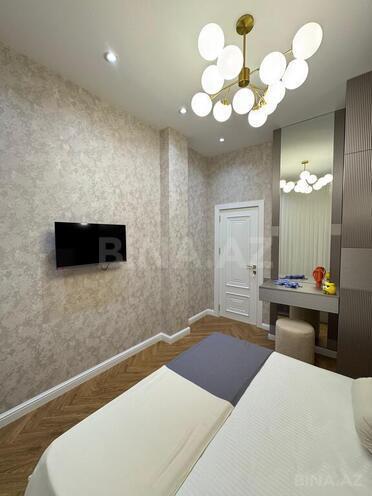 Продаётся 2-комн. вторичка 50 м², м. Низами, photo 12 from 20