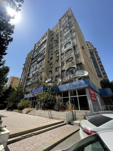 İcarəyə verilir 3 otaqlı köhnə tikili 85 m², Nizami m., photo 1 from 32