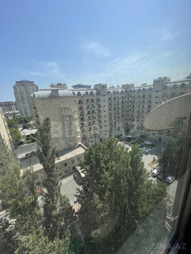 İcarəyə verilir 3 otaqlı köhnə tikili 85 m², Nizami m., photo 31 from 32