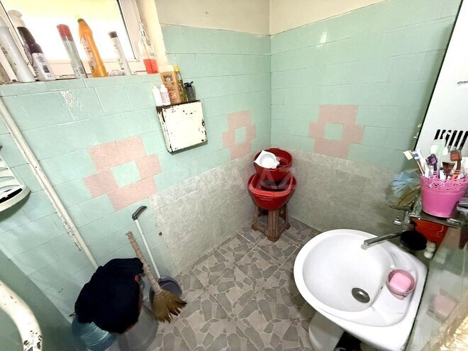 Продаётся 3-комн. вторичка 85 м², м. Кара Караев, photo 10 from 32