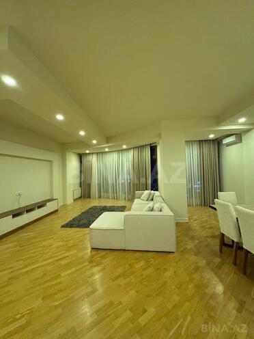 Satılır 6 otaqlı həyət evi/bağ evi 450 m², Badamdar q., photo 9 from 32