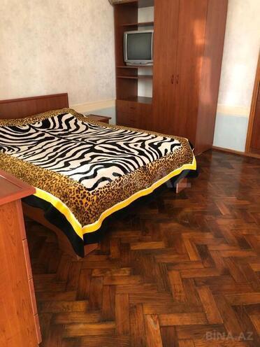 Продаётся 6-комн. вторичка 130.5 м², м. Сахил, photo 13 from 30