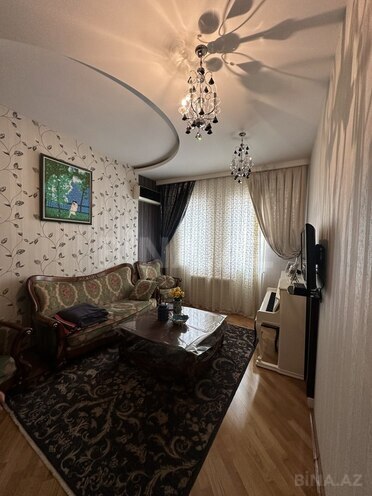 Продаётся 7-комн. дом/дача 400 м², м. Кара Караев, photo 9 from 32