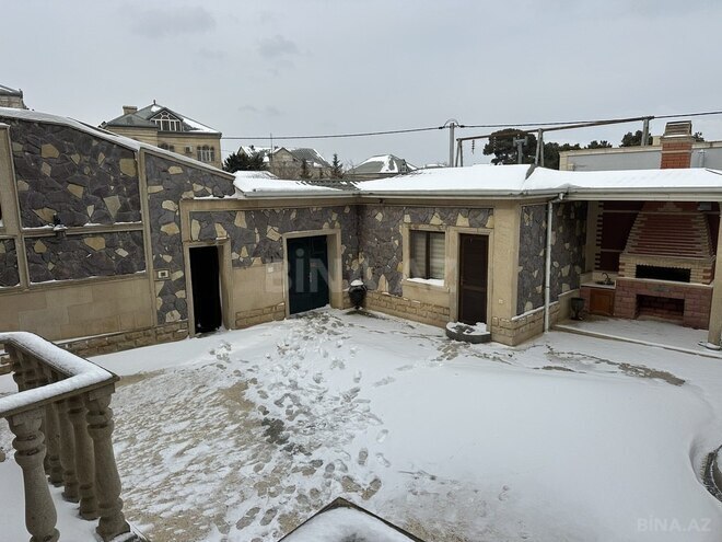 Продаётся 7-комн. дом/дача 400 м², м. Кара Караев, photo 5 from 32