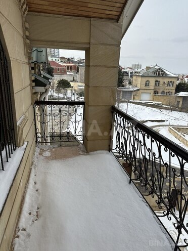 Продаётся 7-комн. дом/дача 400 м², м. Кара Караев, photo 27 from 32