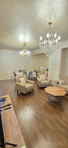 Сдаётся 3-комн. новостройка 145 м², м. 8 ноября, photo 3 from 32