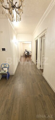 Сдаётся 3-комн. новостройка 145 м², м. 8 ноября, photo 24 from 32